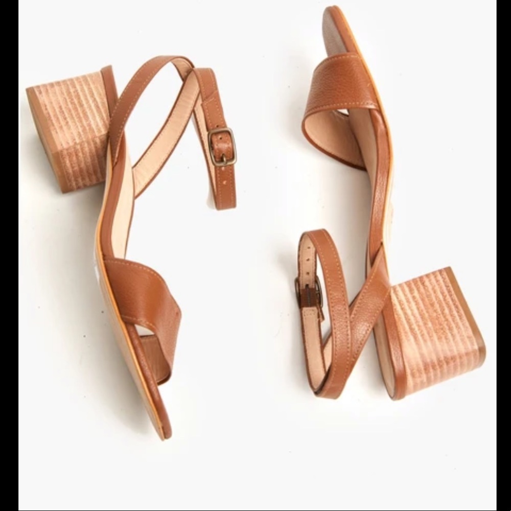 able jen block heel sandal 7.5